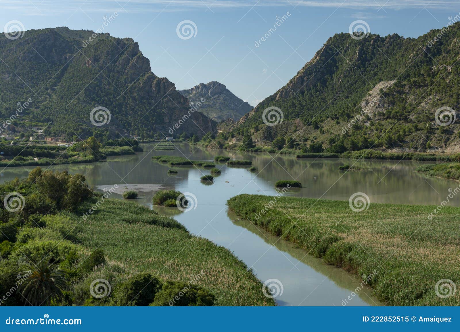 ojÃÂ³s reservoir at valle de ricote, murcia