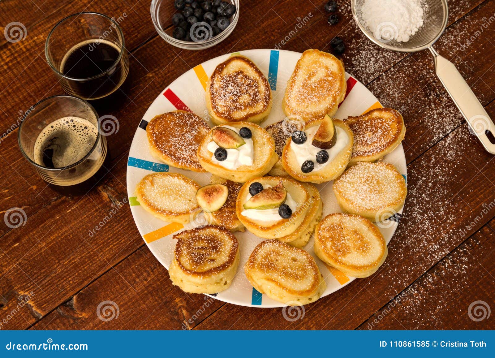 oladi - traditional pancakes for breakfast in the republic of moldova