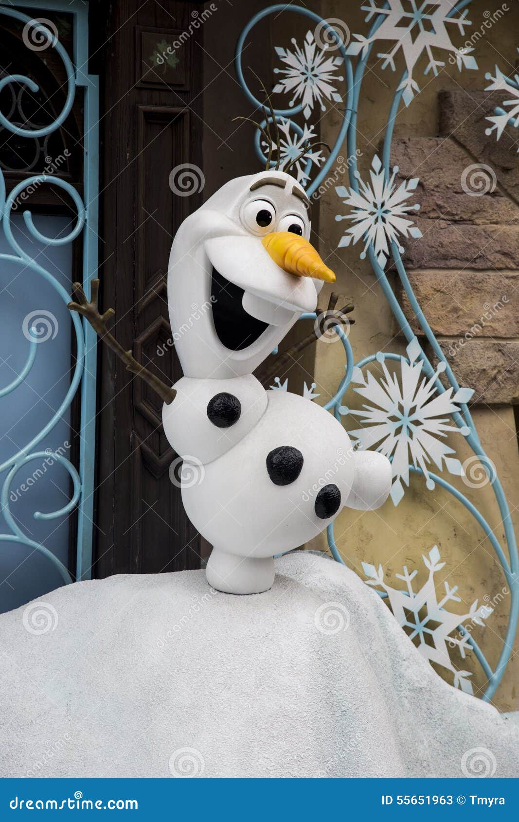 1,405 Frozen Olaf Stock Photos - Free & Royalty-Free Stock Photos from  Dreamstime