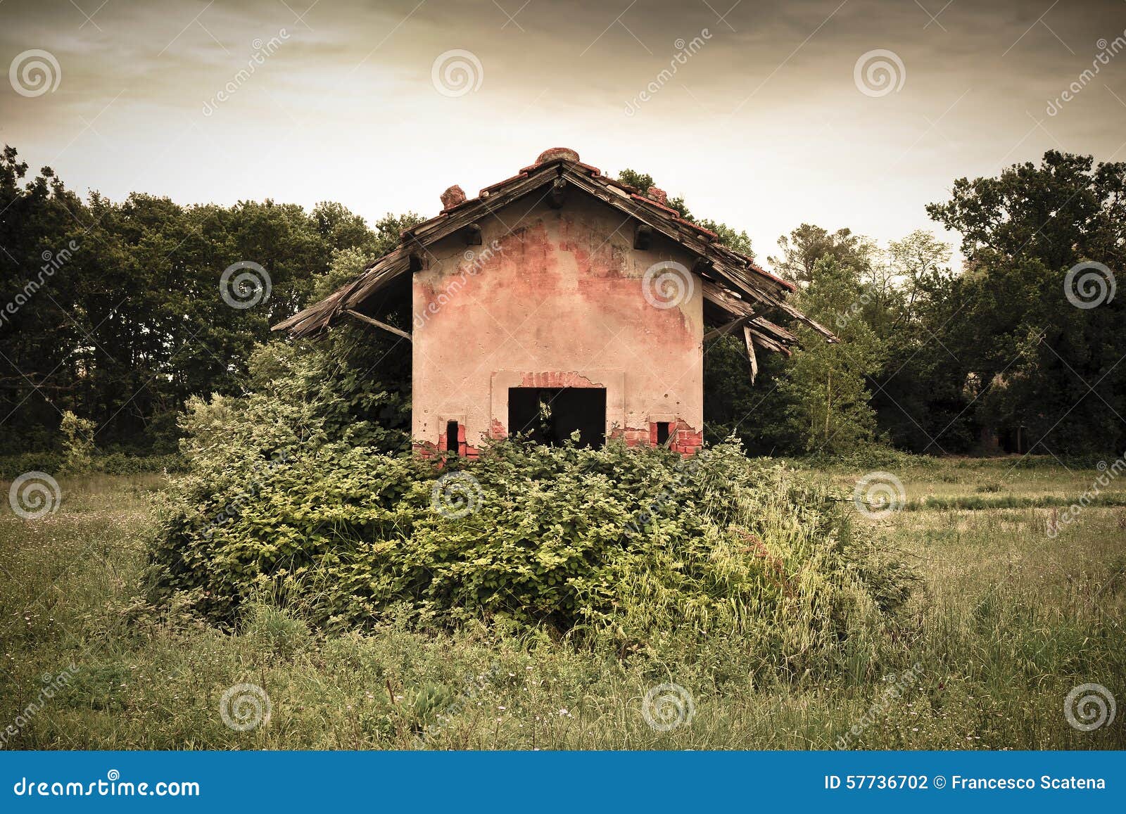 Old Abandoned Farm Structures Stock Photo - Image of regret, italy ...