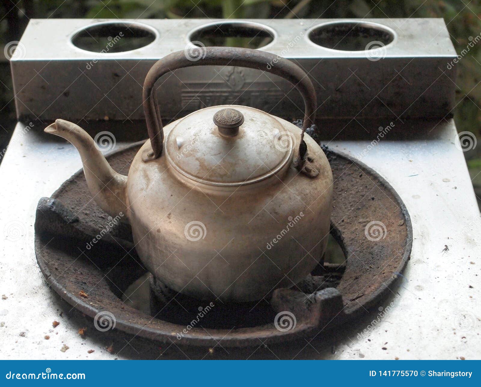 Old aluminium kettle stock photo. Image of stove, beverage 141775570
