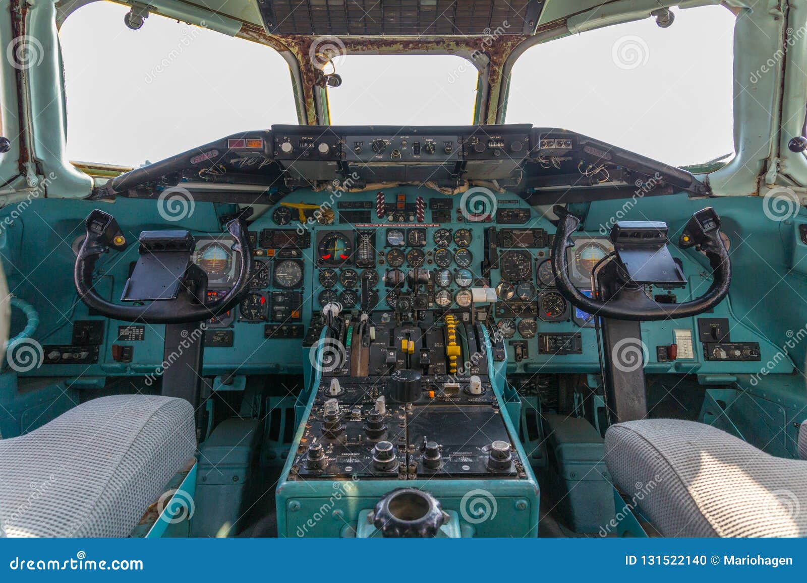 old airbus cockpit old airbus cockpit