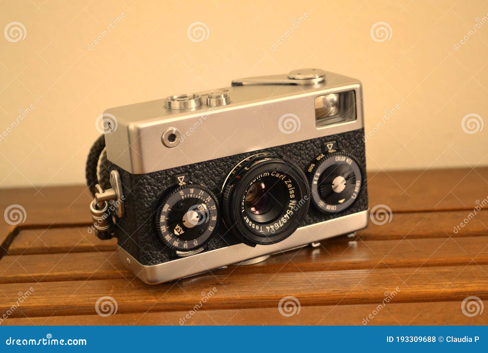 old analogic photography camera vintage retro film camera