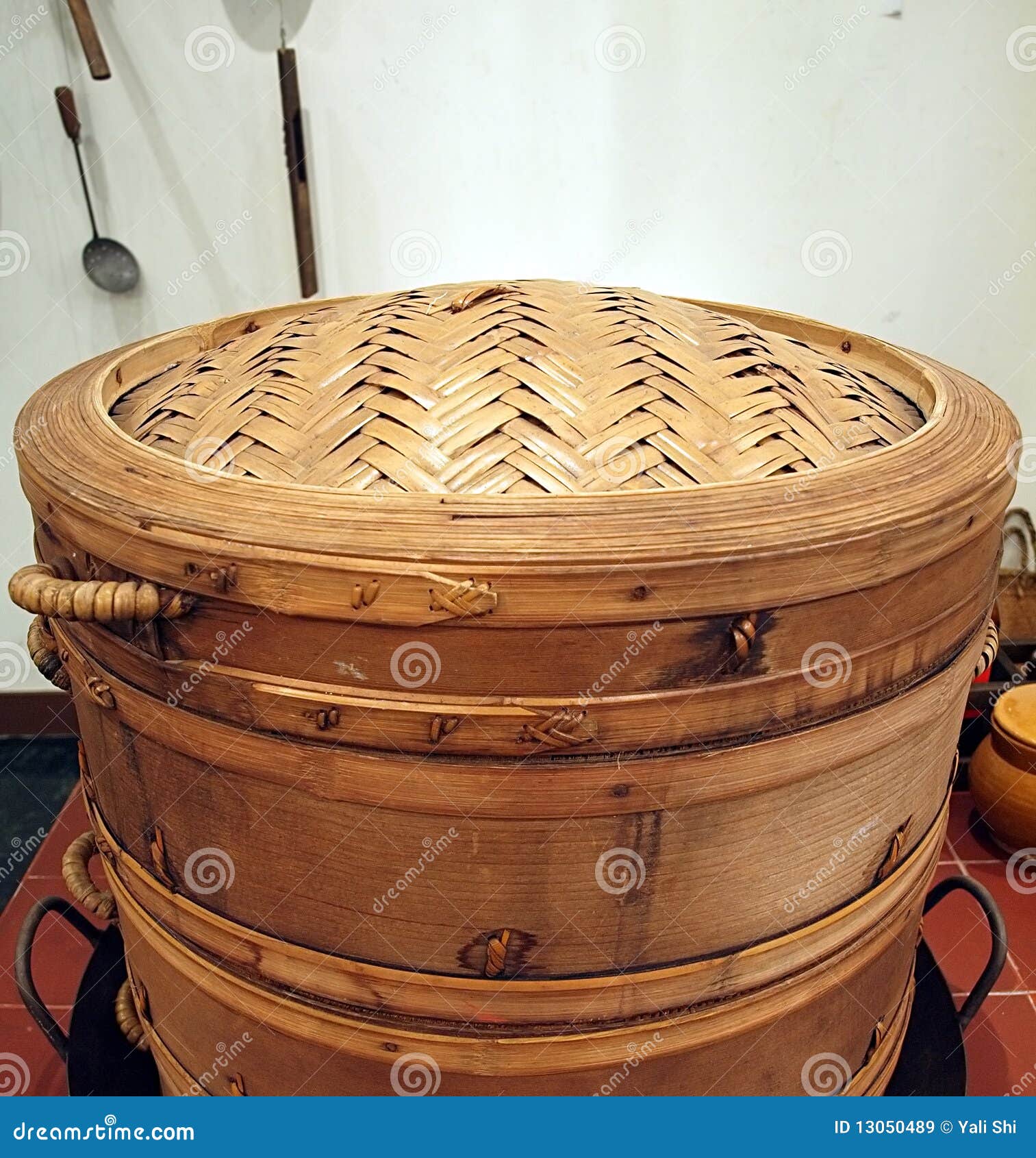 Old Bamboo Steamer stock image. Image of oven, wicker 13050489