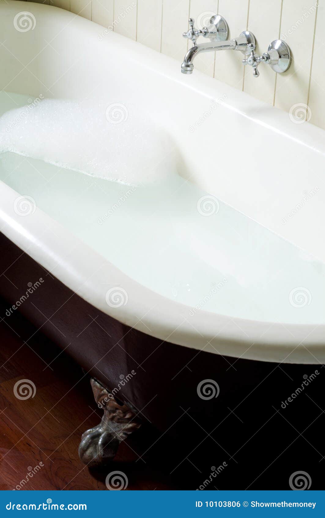 Old bath tube with bubbles stock photo. Image of bubble 10103806
