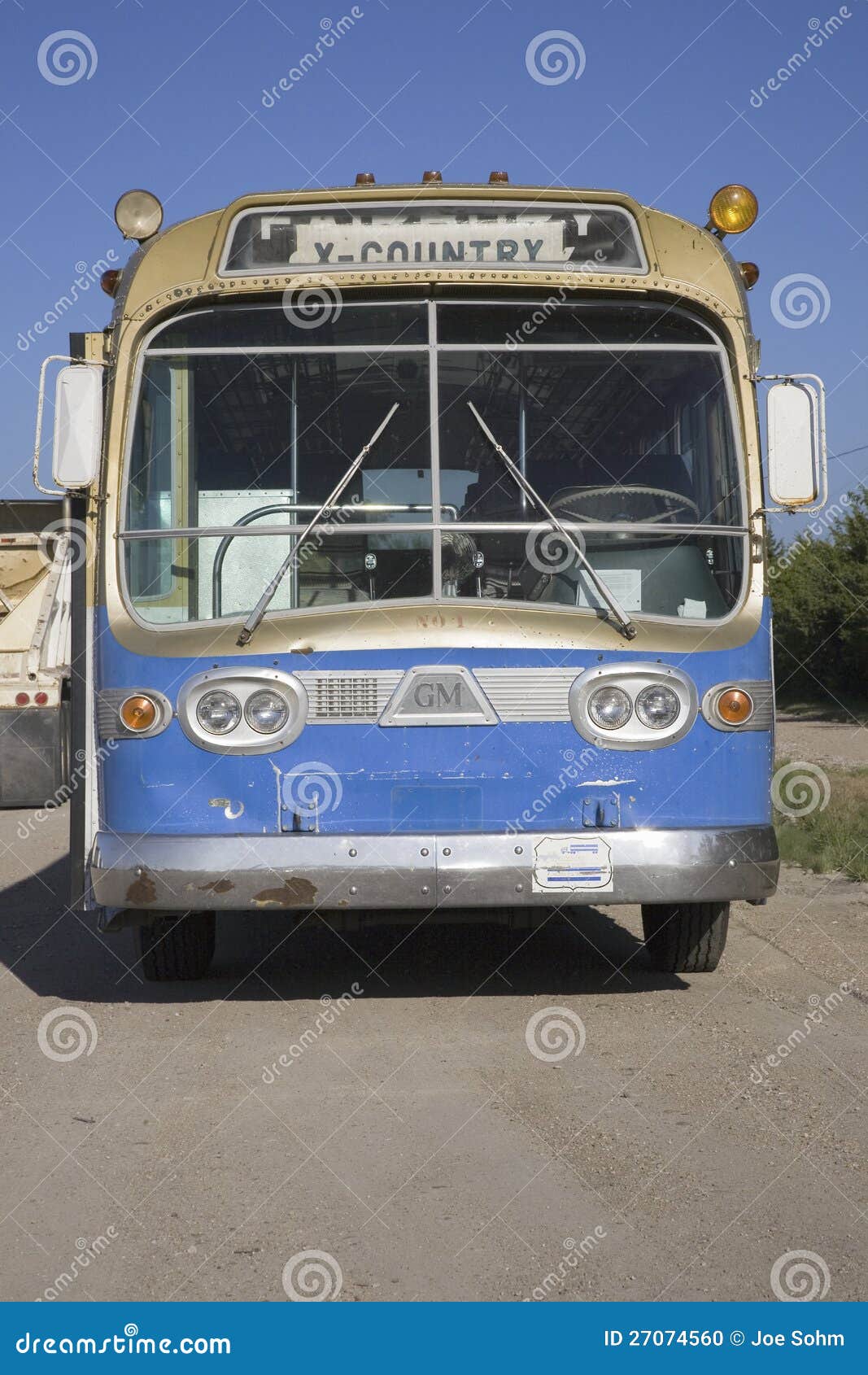 Old blue GM bus editorial image. Image of nebraska, travel 27074560