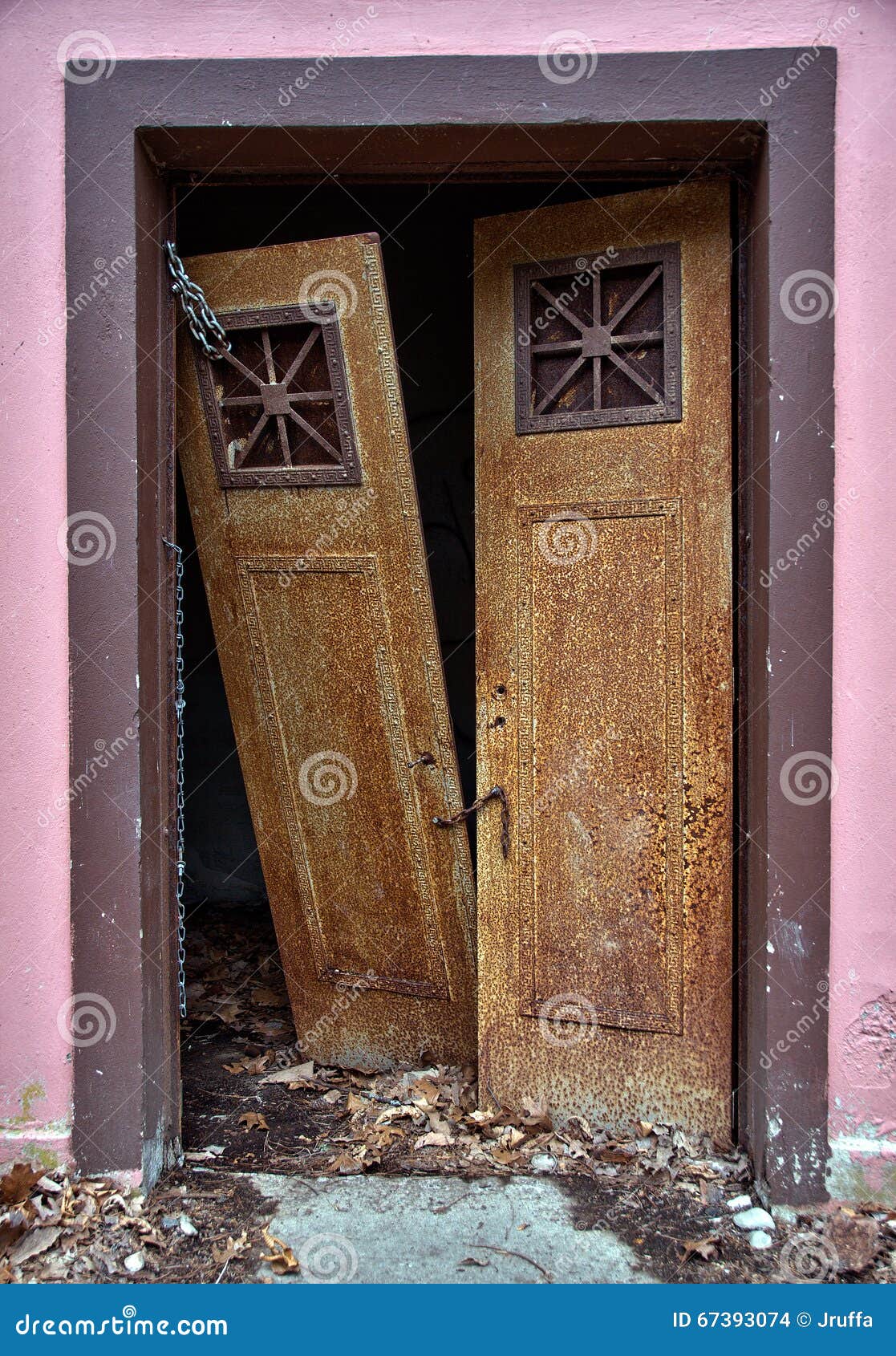 Door Off Hinges Stock Photos - Free & Royalty-Free Stock Photos from  Dreamstime
