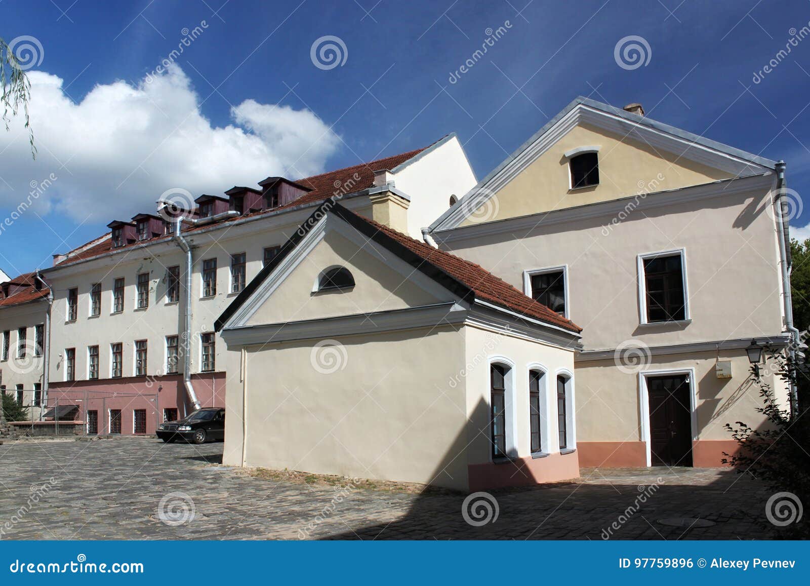 the old buildings in the trinity hill another name trinity suburb or trojeckaje pradmiescie.