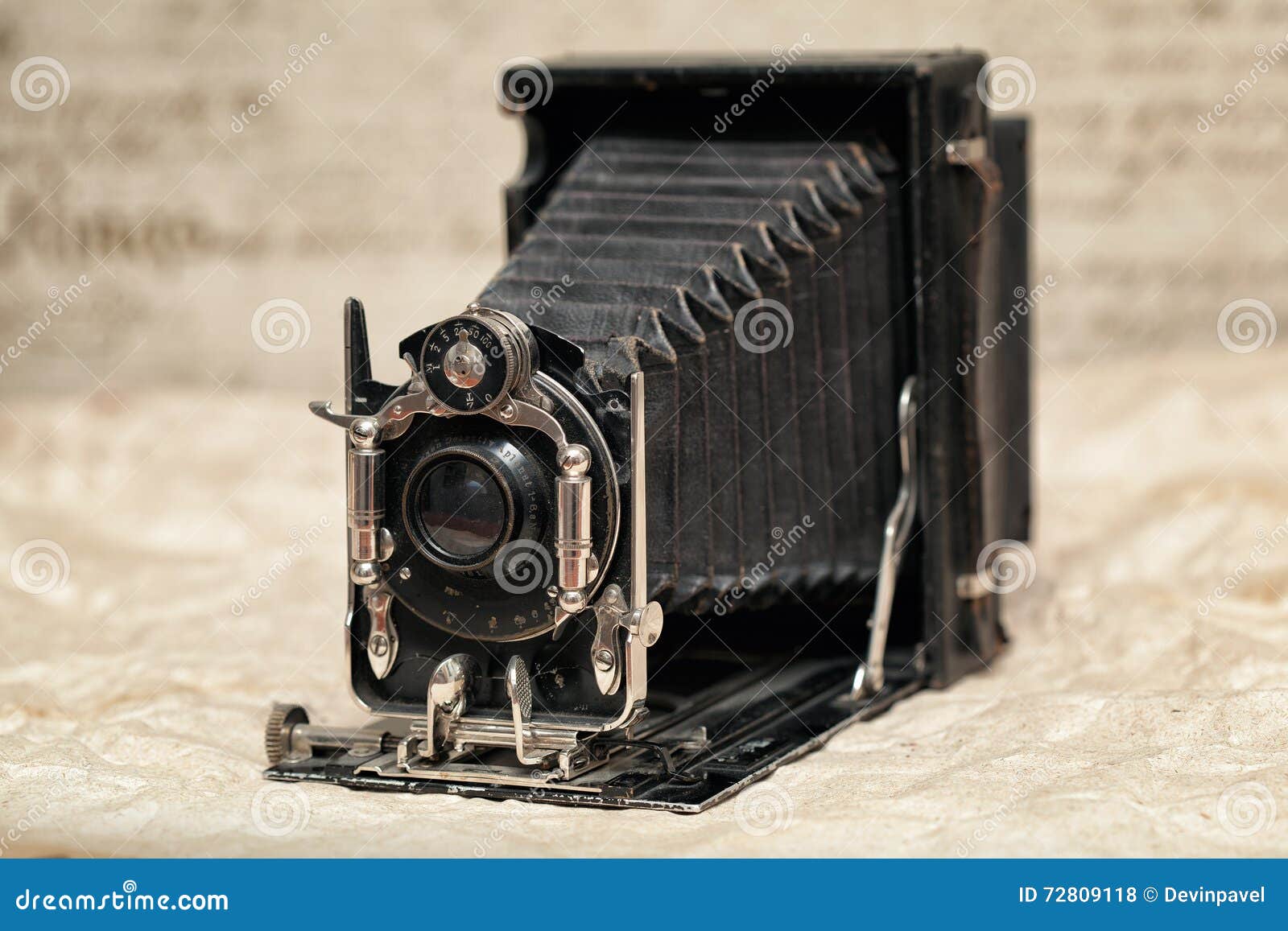 42,045 Camera Old Style Stock Photos - Free & Royalty-Free Stock Photos  from Dreamstime