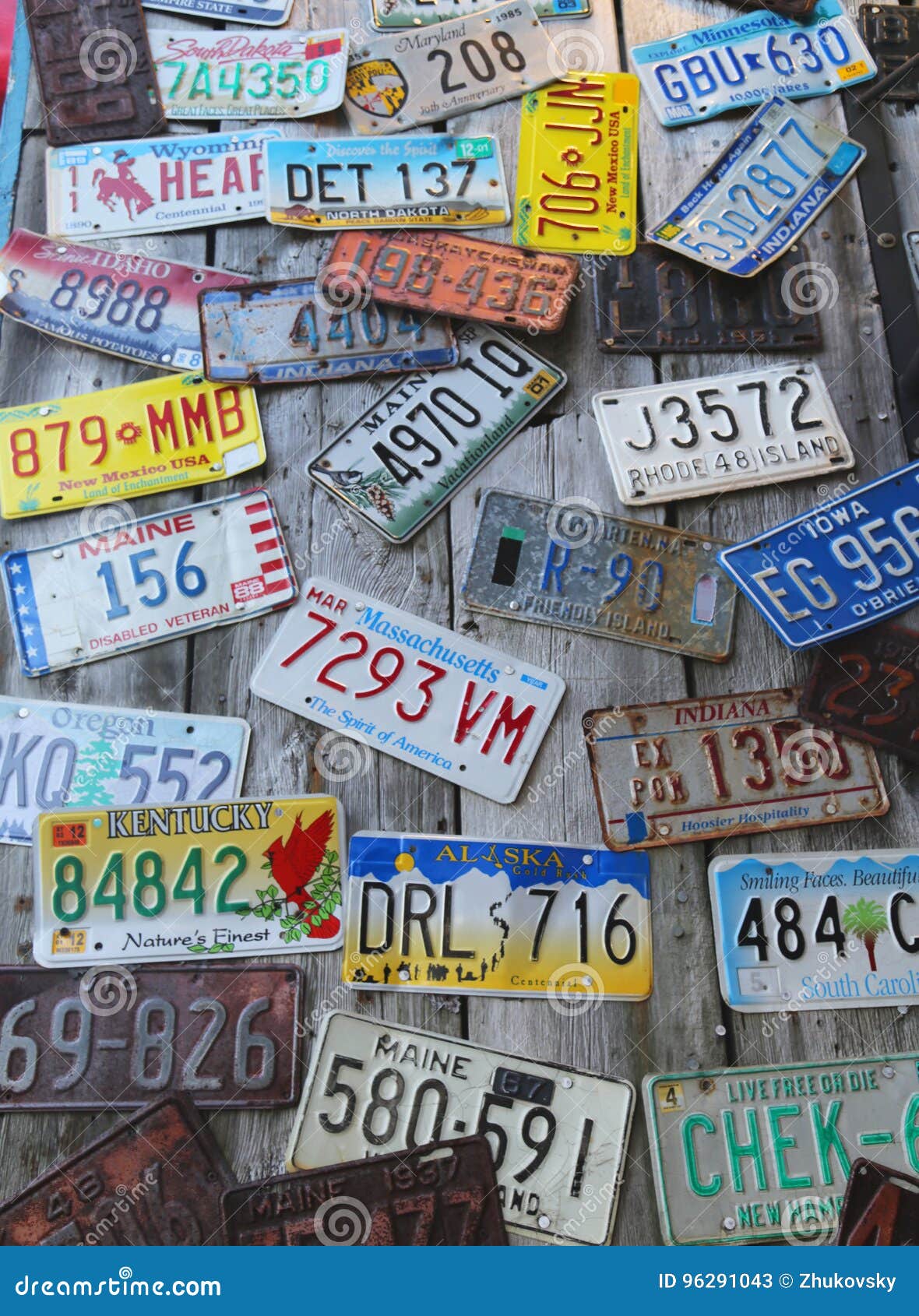 Old car license plates editorial stock photo. Image of montana - 96291043