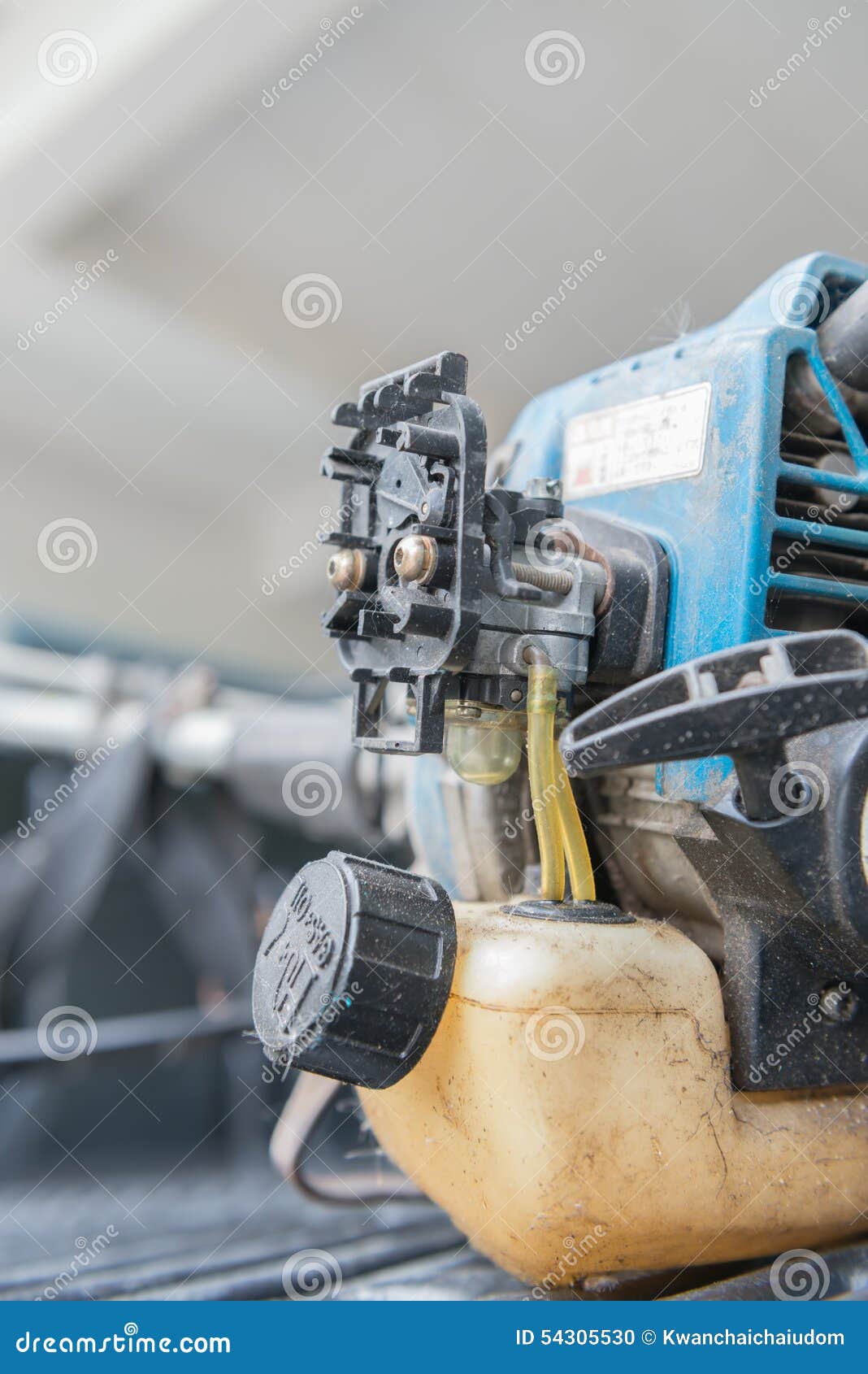 Mower Carburetor Cleaning Stock Photos Free & RoyaltyFree Stock