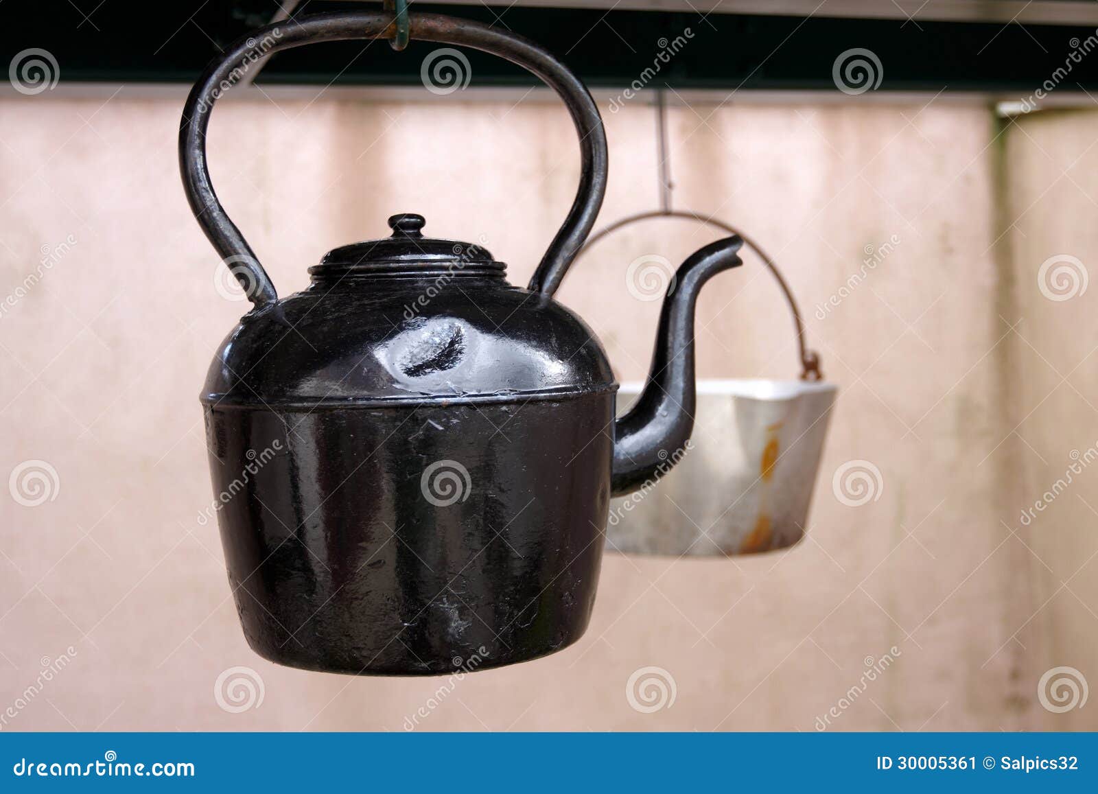 Cast iron kettle stock image. Image of vintage, black 30005361