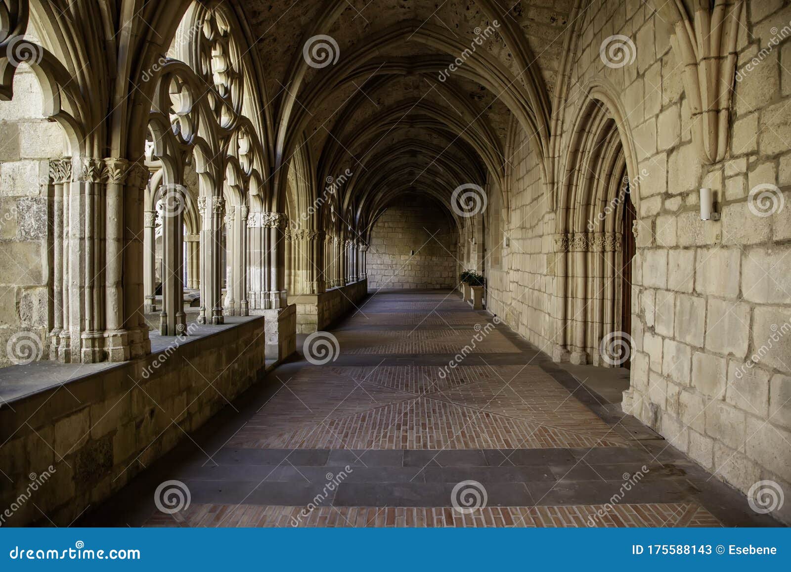 Old Castle Interior Stock Image Image Of Culture Corridor