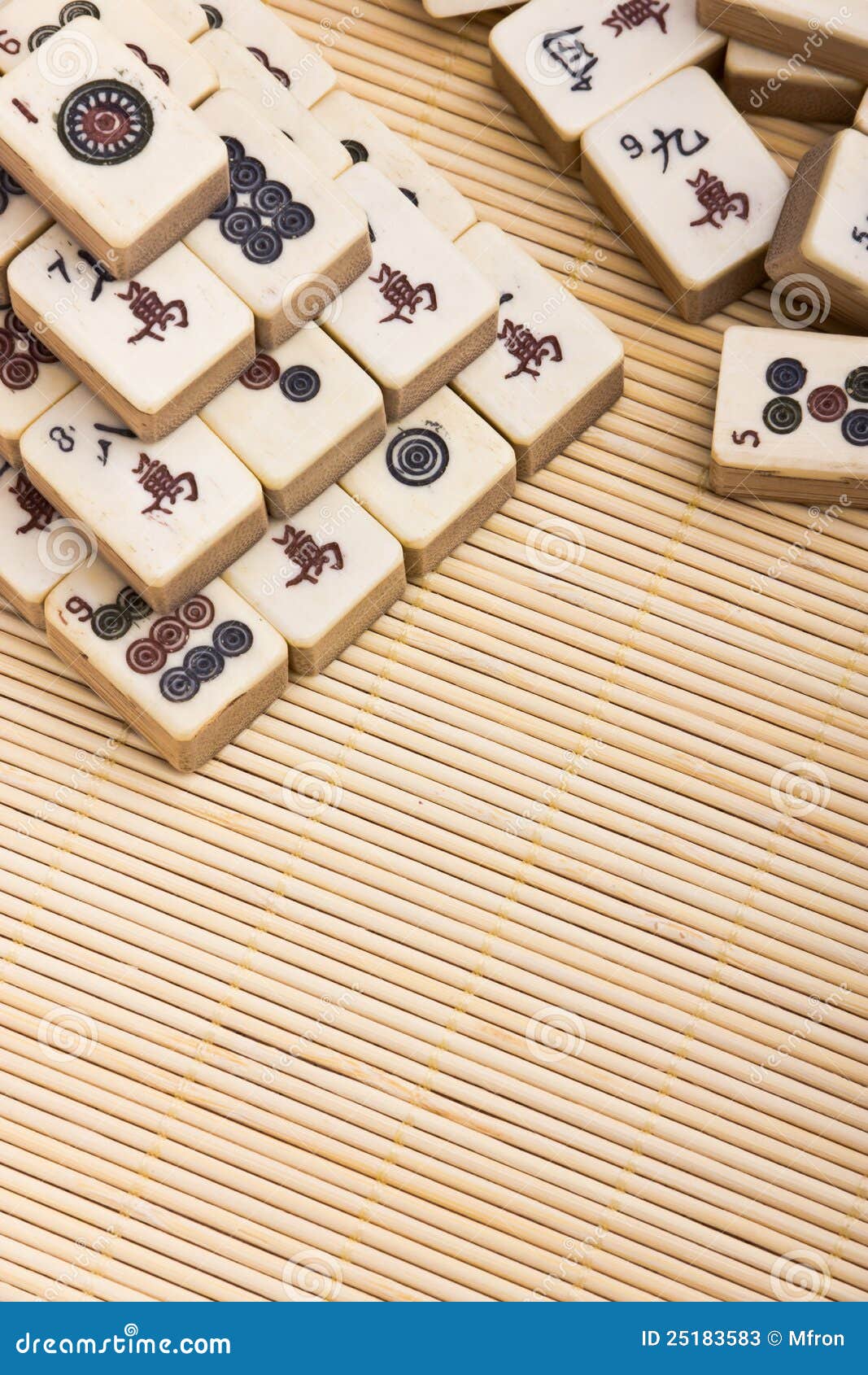 Mahjong online game hi-res stock photography and images - Alamy