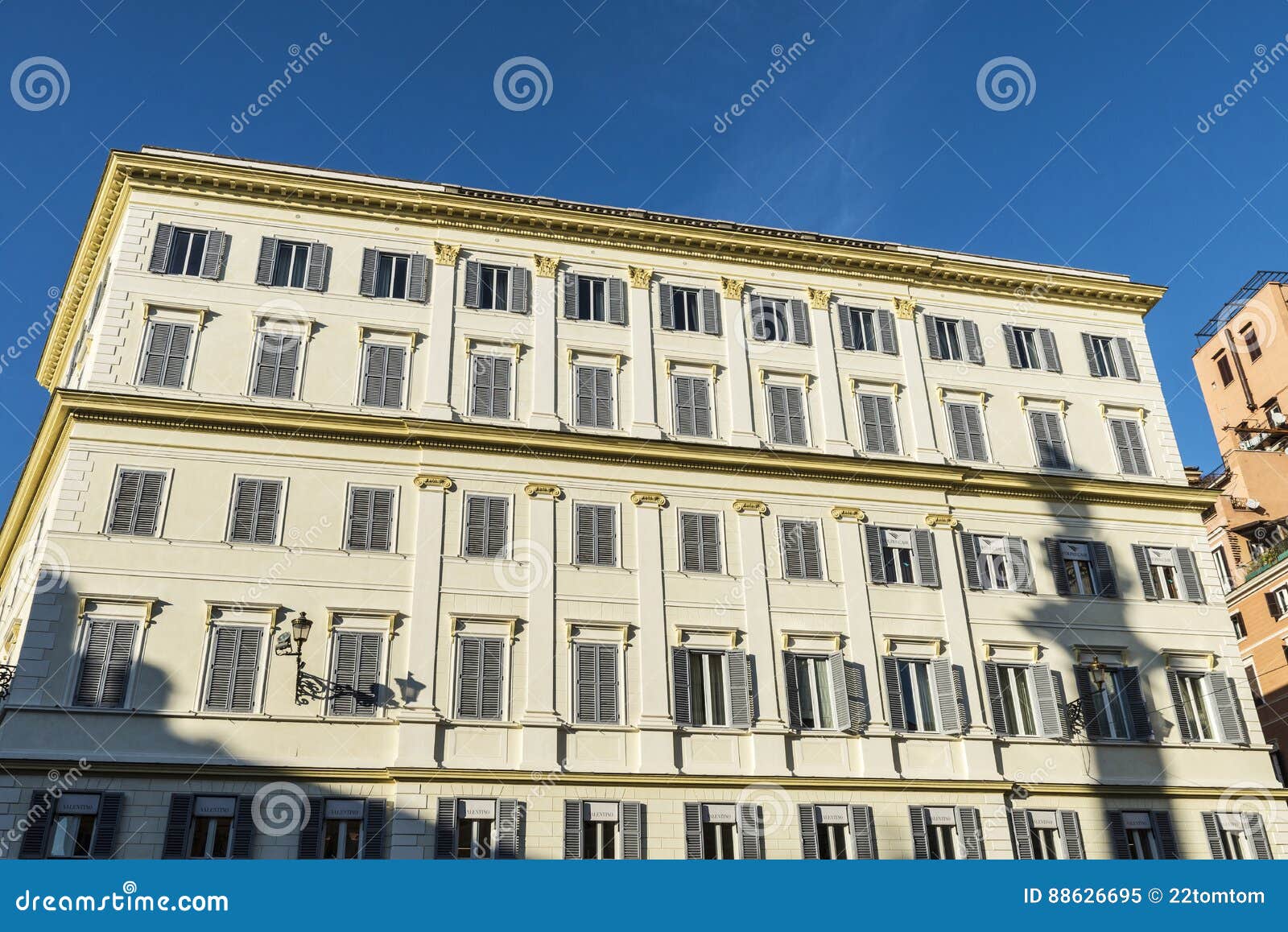 Old Classic Building in Rome, Italy Editorial Image - Image of ancient ...