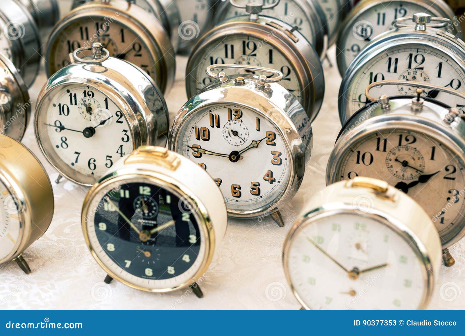Old Clocks at the Flea Market Stock Image Image of ring, style 90377353