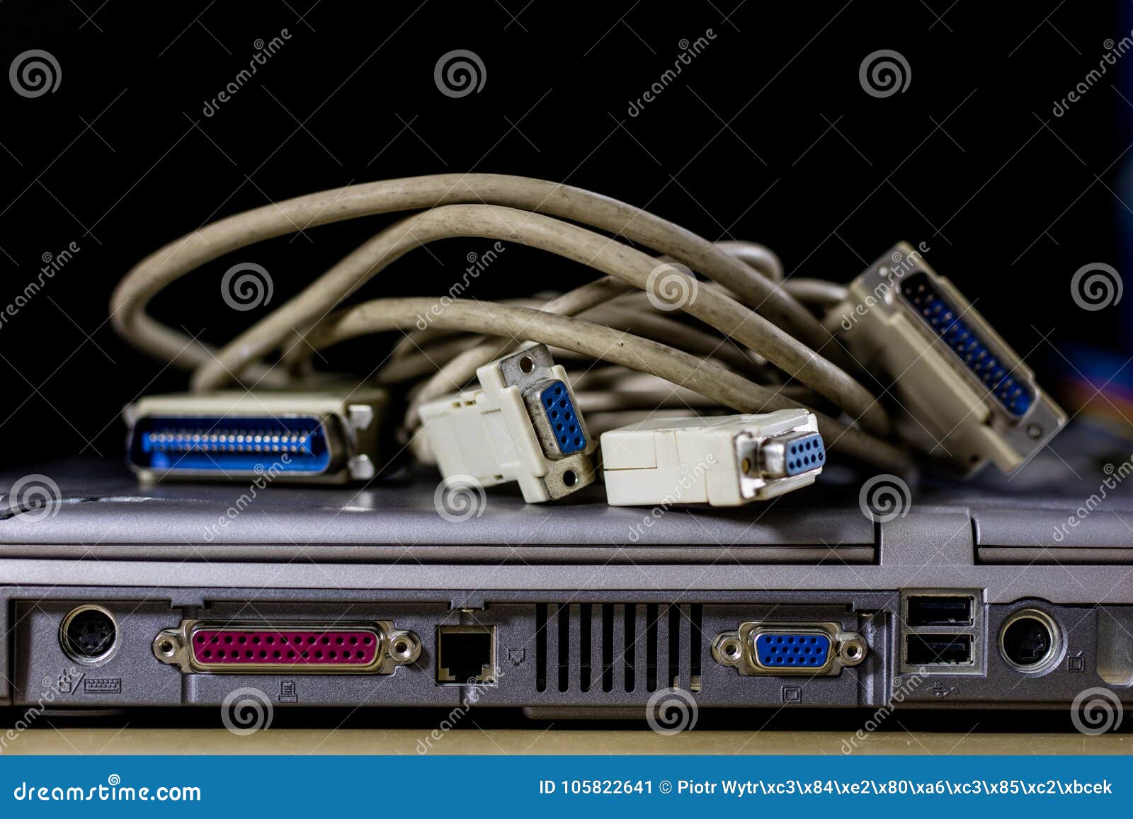 Old Computer Wires. Cables Lpt, Com1 and Com2 for Desktop and La Stock