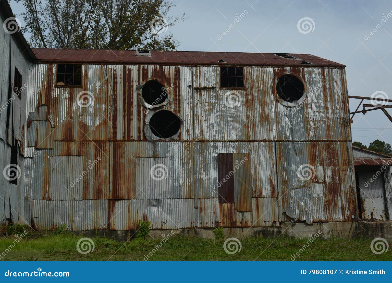 Old Cotton Gin stock image. Image of cottongin, rusted 79808107