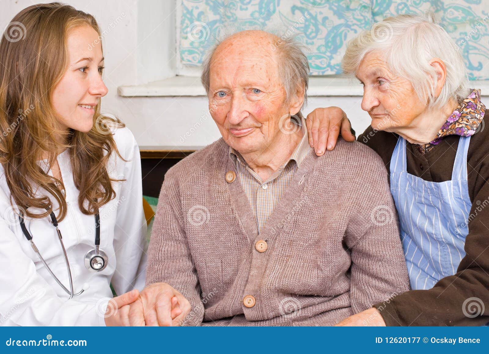 Old Couple At The Doctor Royalty Free Stock Photography 