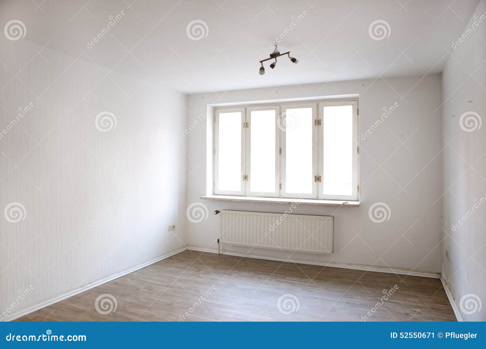 Old damp apartment stock image. Image of defects, spore 52550671