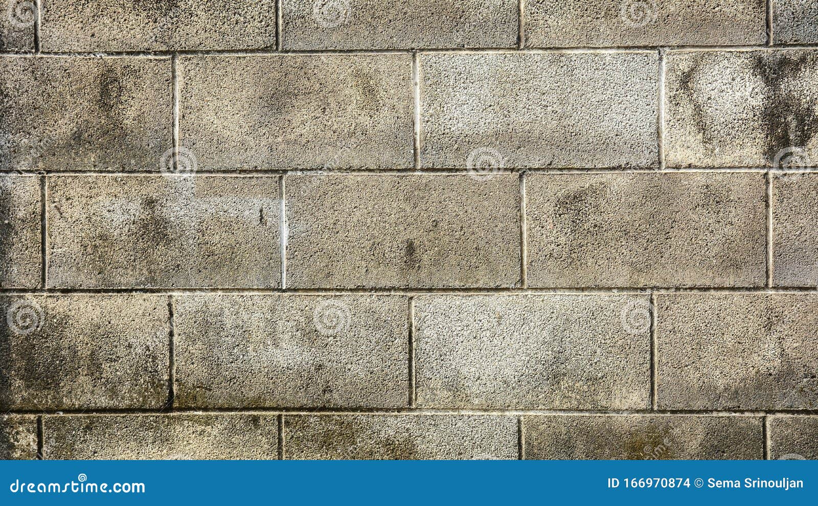 Cinder blocks hi-res stock photography and images - Alamy