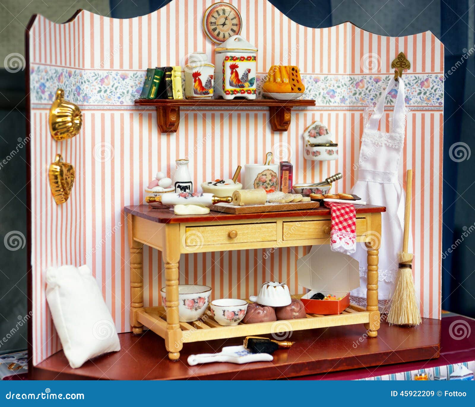 Old dollhouse stock image. Image of vintage, living, house 45922209