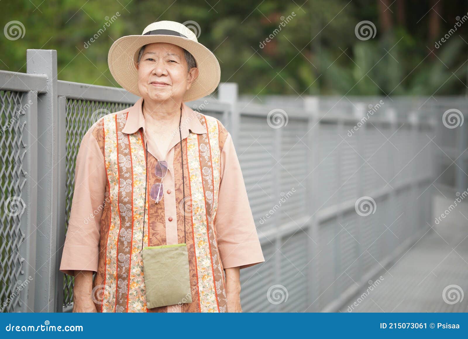 old travel lady