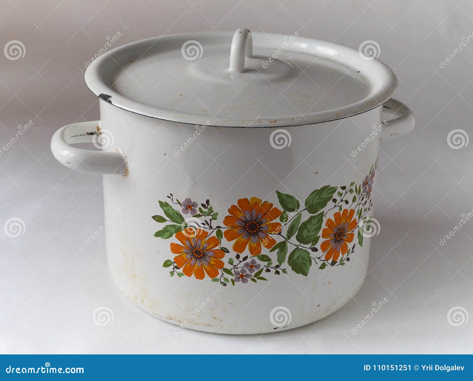 Old enamel cookware stock image. Image of blacken, used 110151251