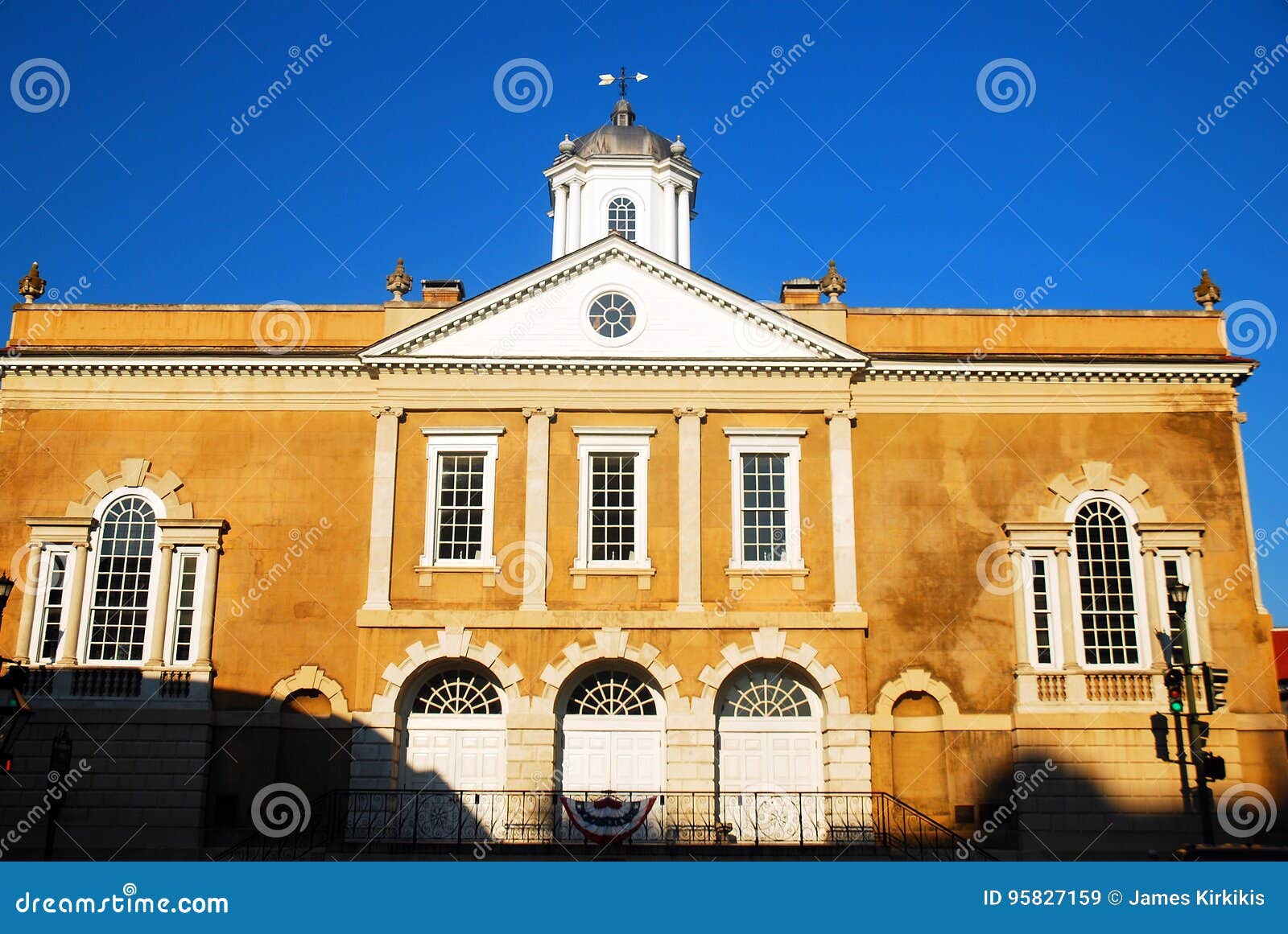 Old Exchange Custom House editorial stock image. Image of house 95827159