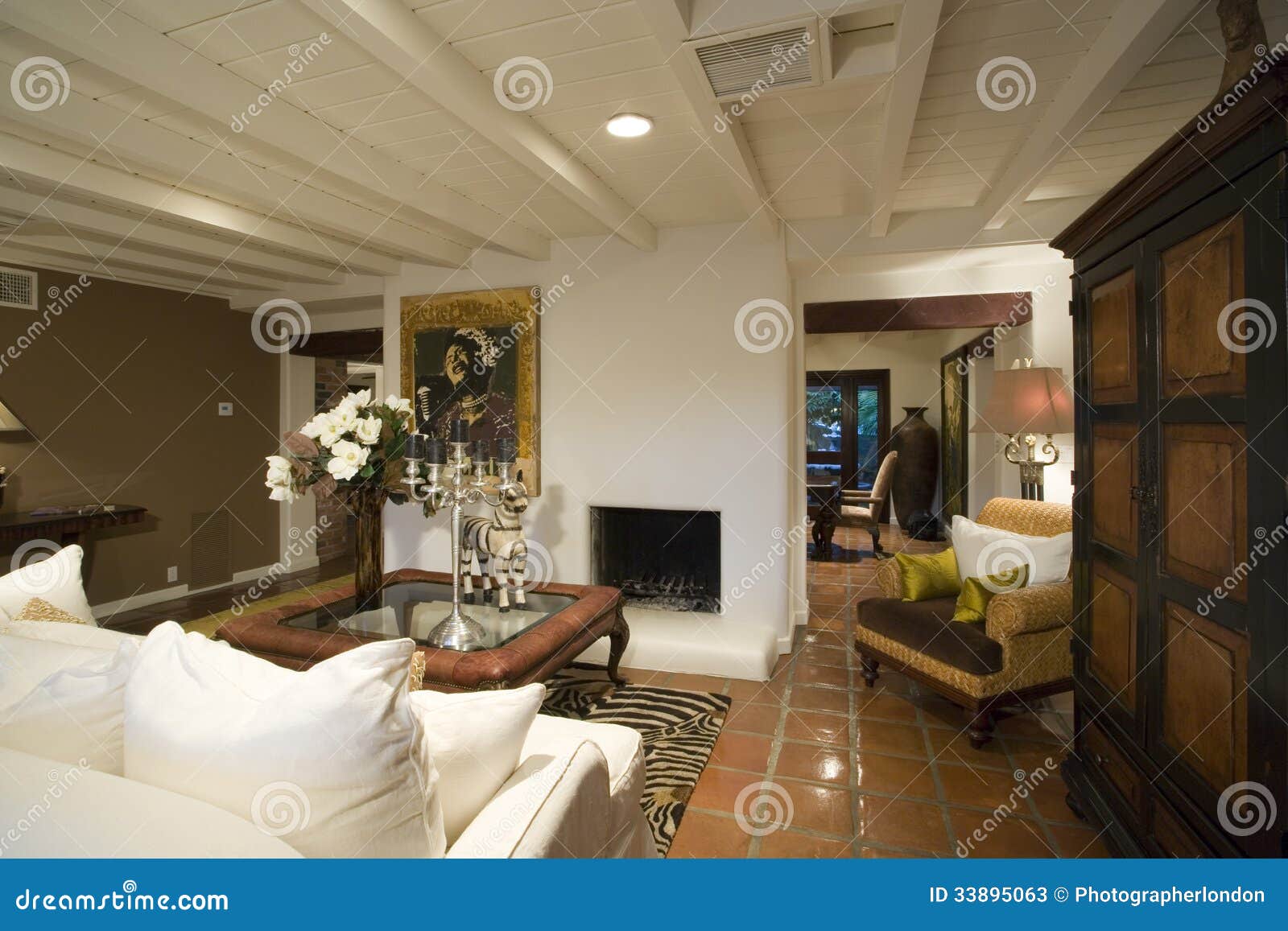 Old Fashioned Living Room In House Stock Photos Image 33895063