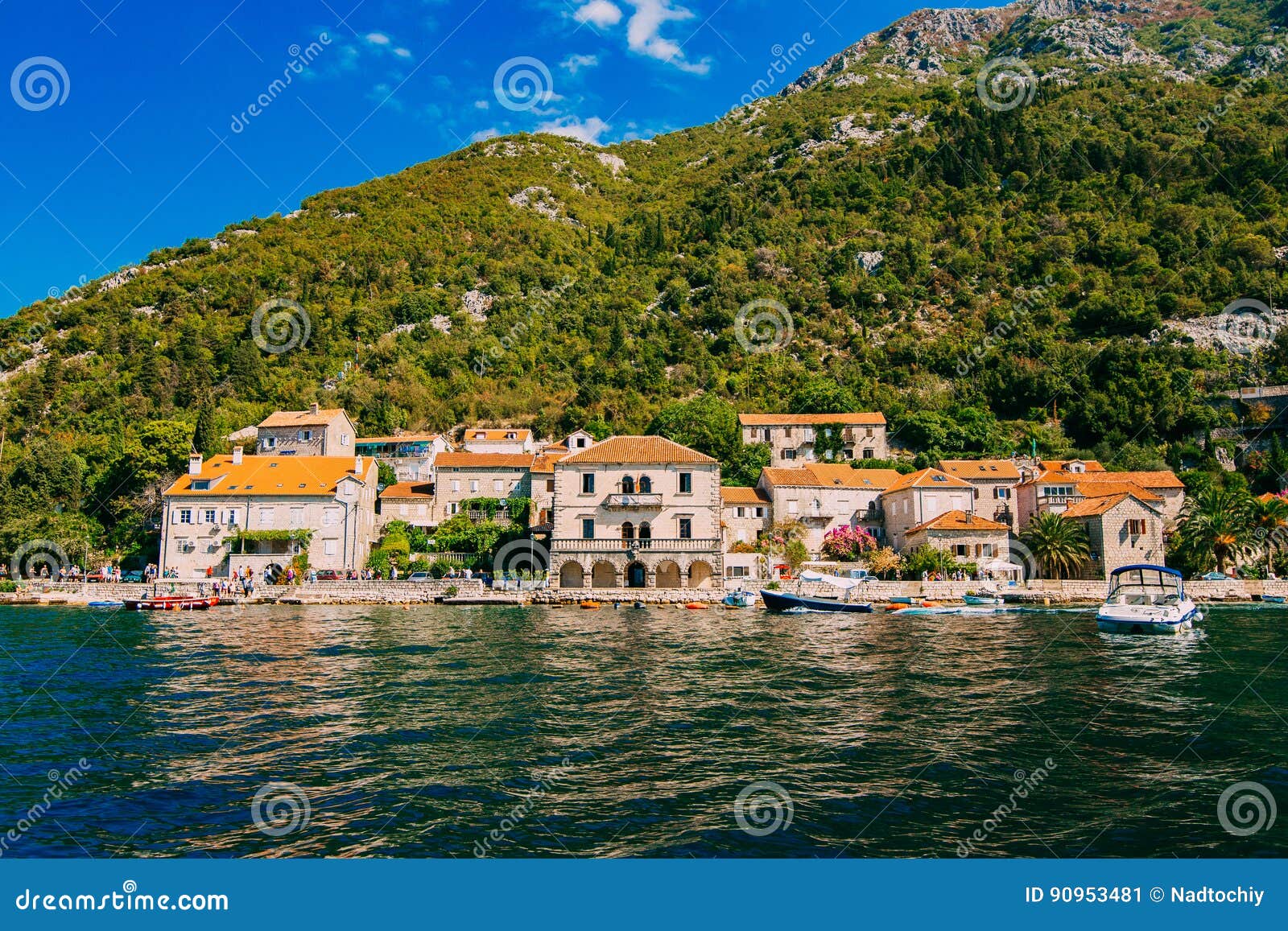 The Old Fishing Town of Perast on the Shore of Kotor Bay Stock Image -  Image of nature, beach: 90953481
