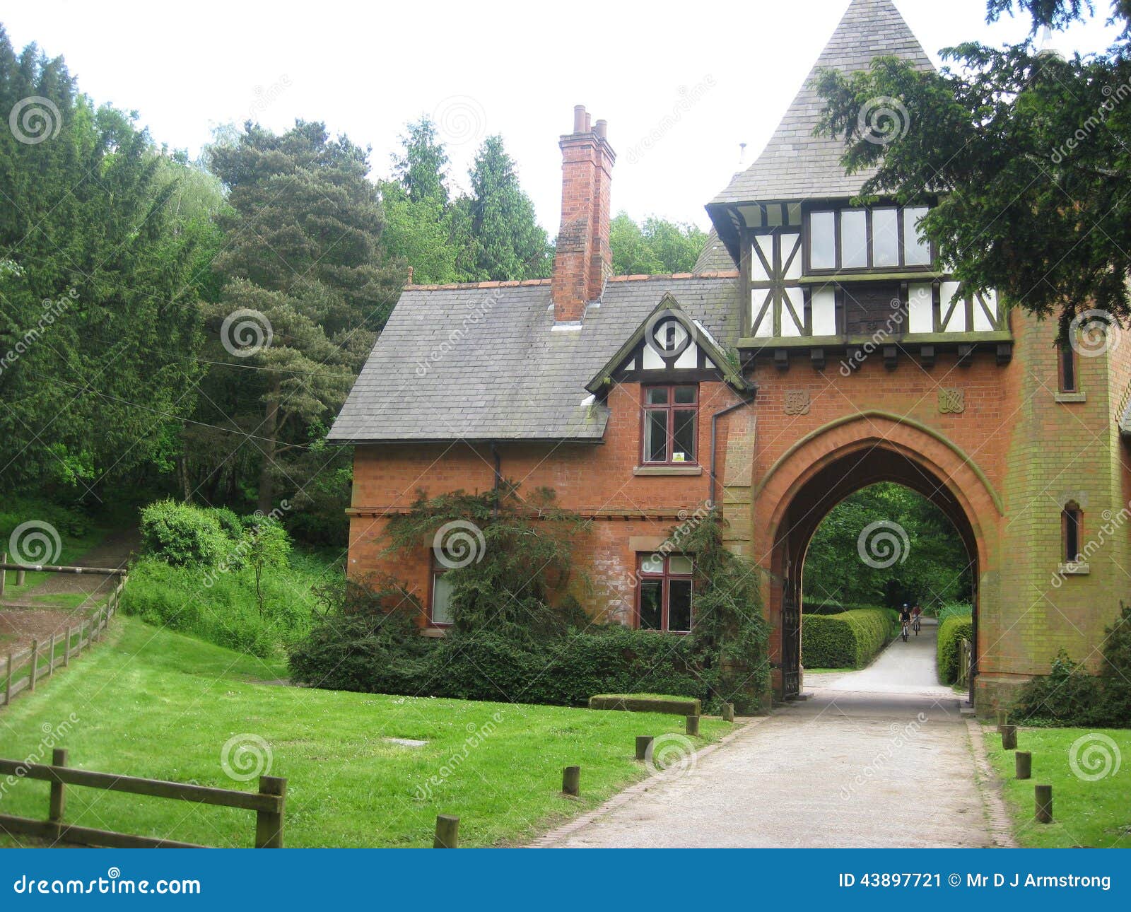 gatehouse house