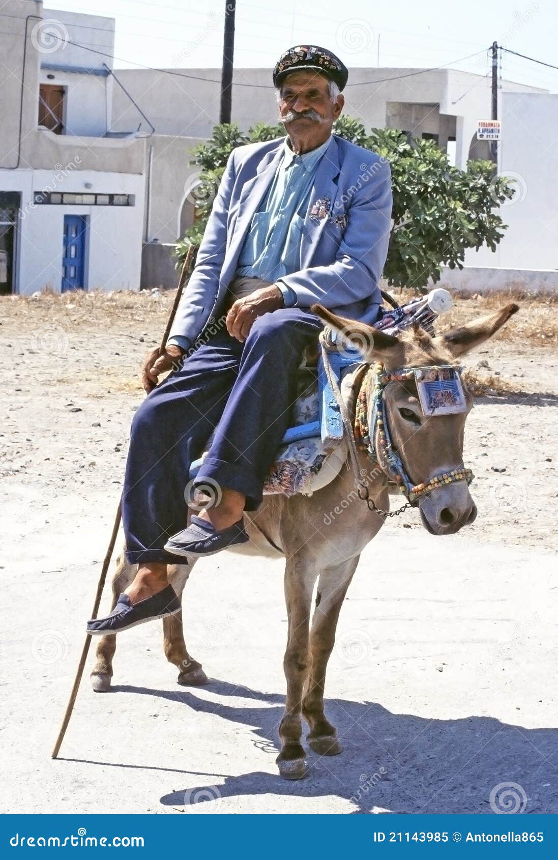 old-hellenic-man-donkey-21143985.jpg