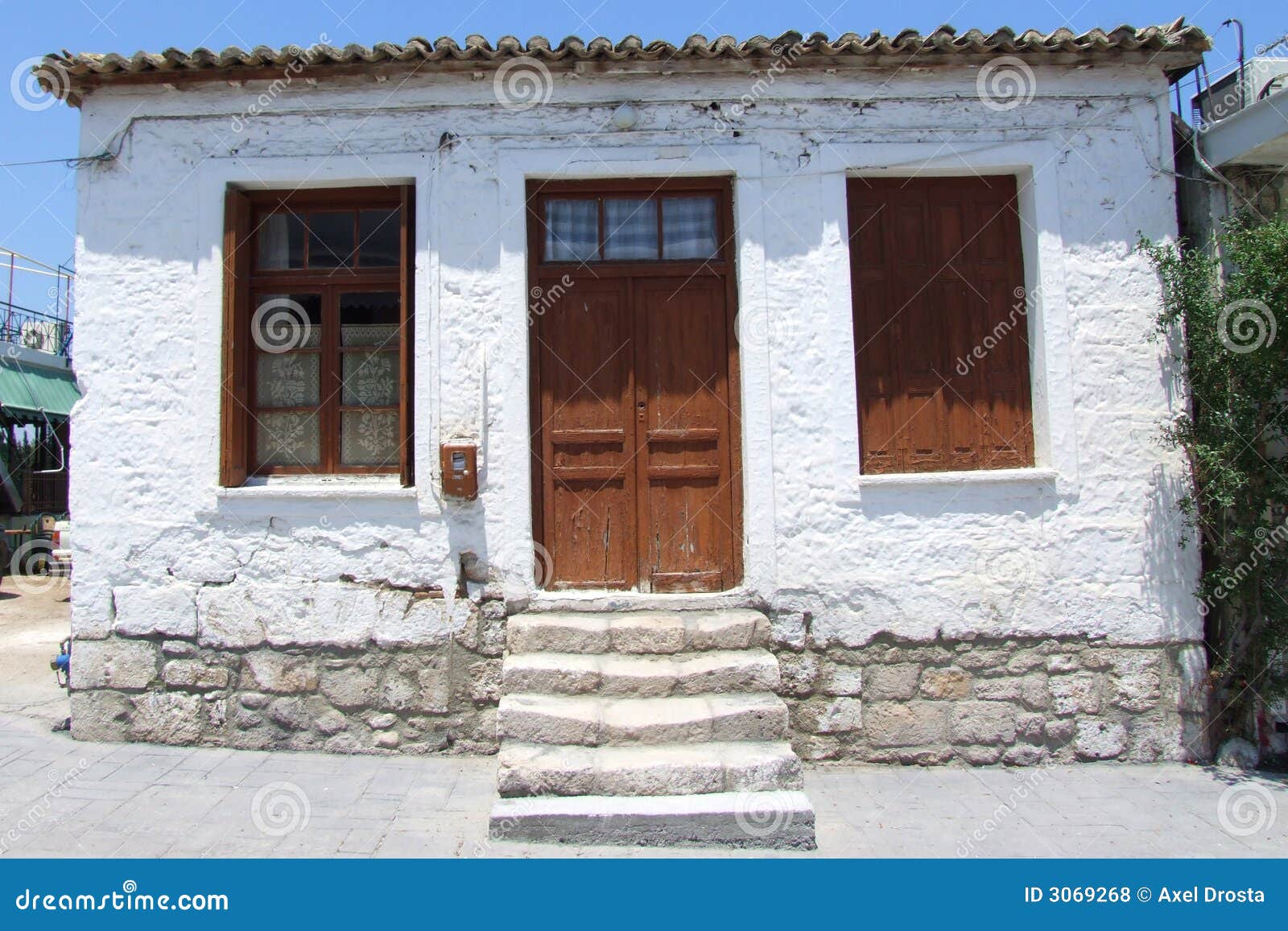 Old house in Corinth stock photo. Image of pavement, roof 3069268