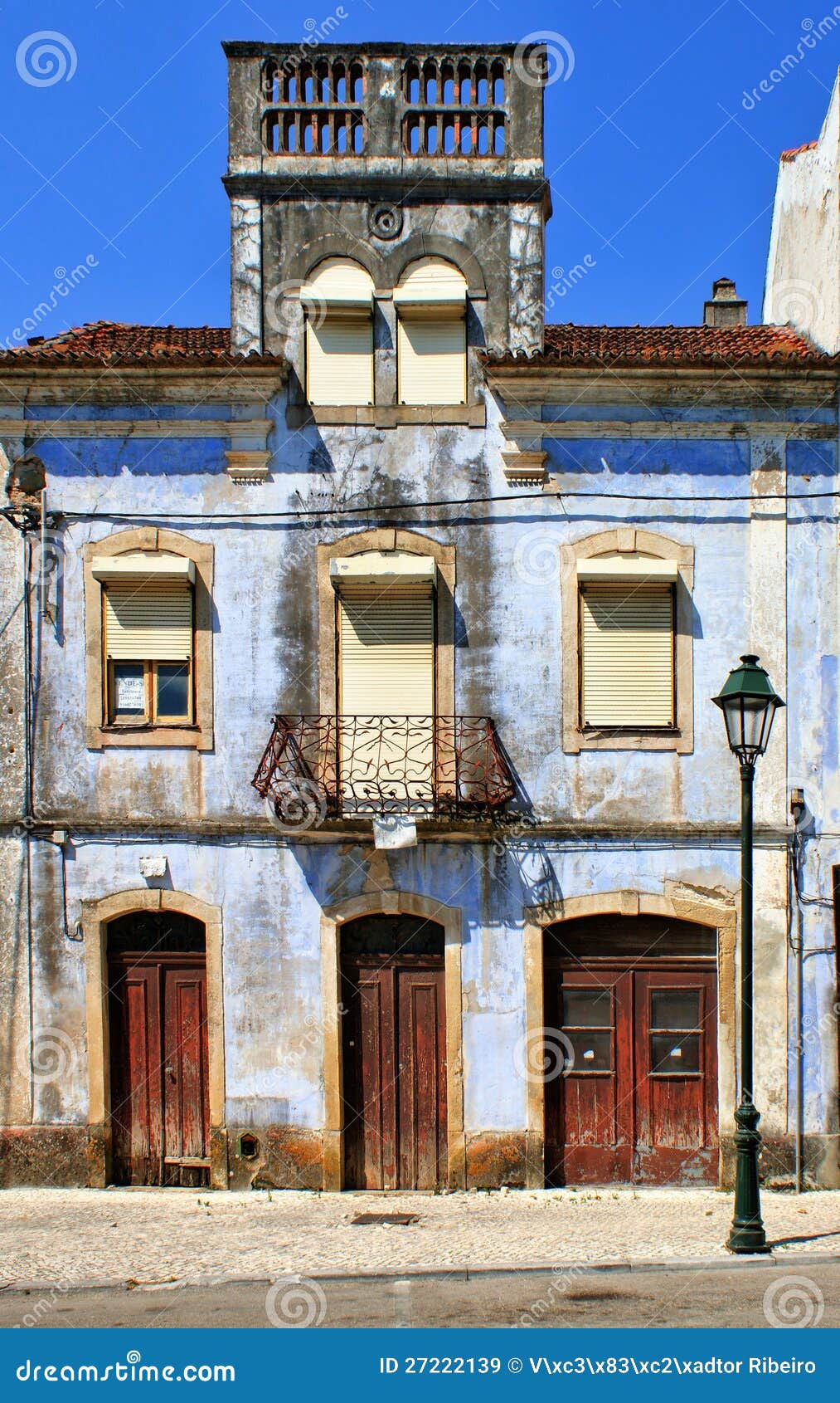 old house in miranda do corvo