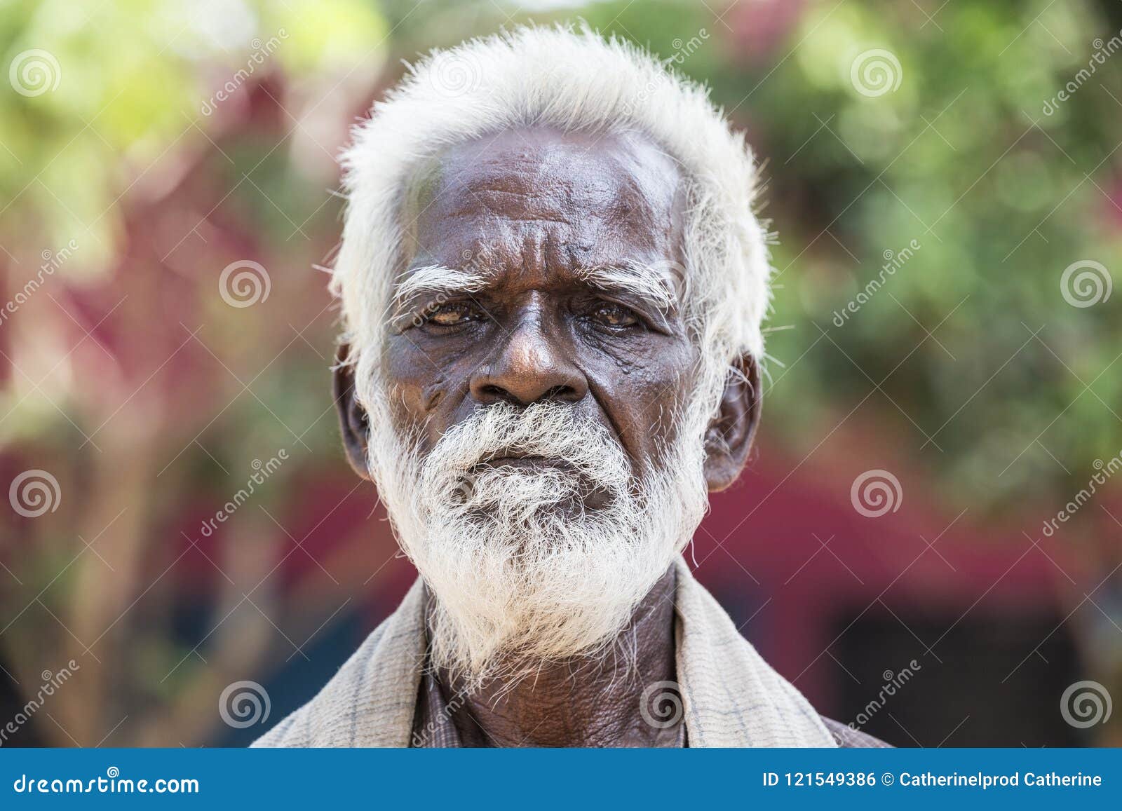 Best Fade Haircuts for White Beards