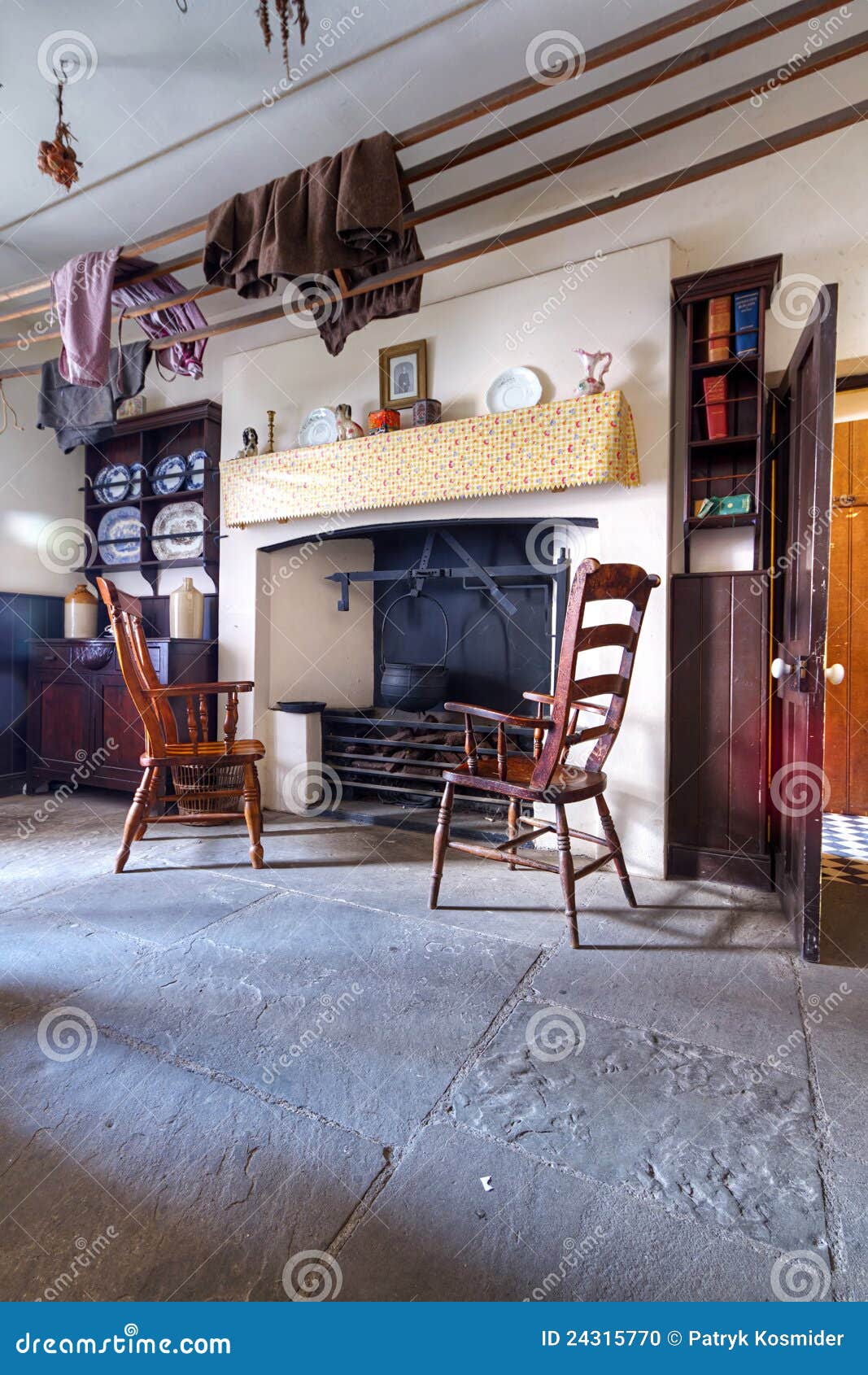 Old Irish Cottage House Stock Photo Image Of Gaelic 24315770