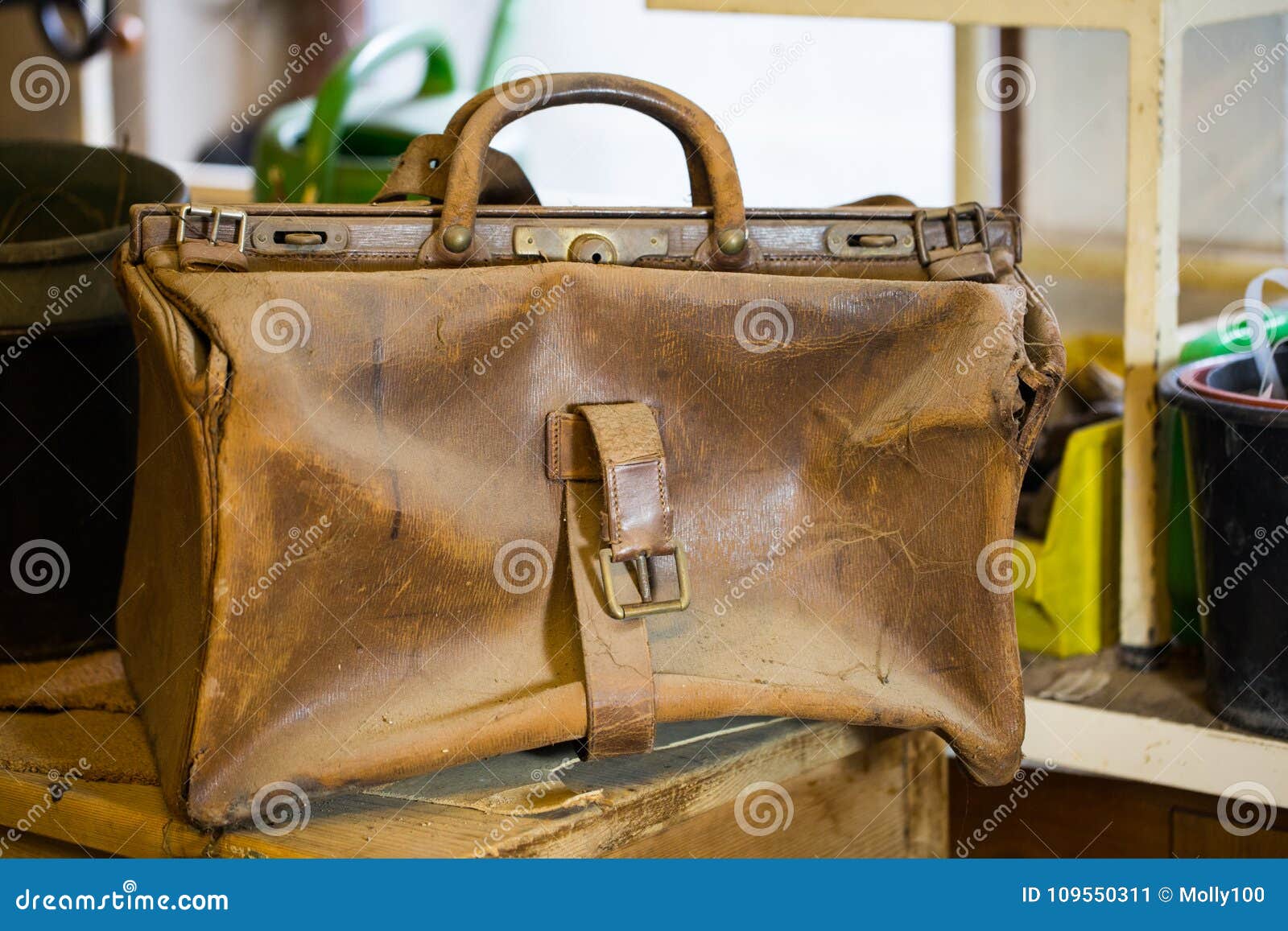 Antique Art Nouveau Turn-Lock Purse Handbag Tooled Leather Beautiful - Ruby  Lane