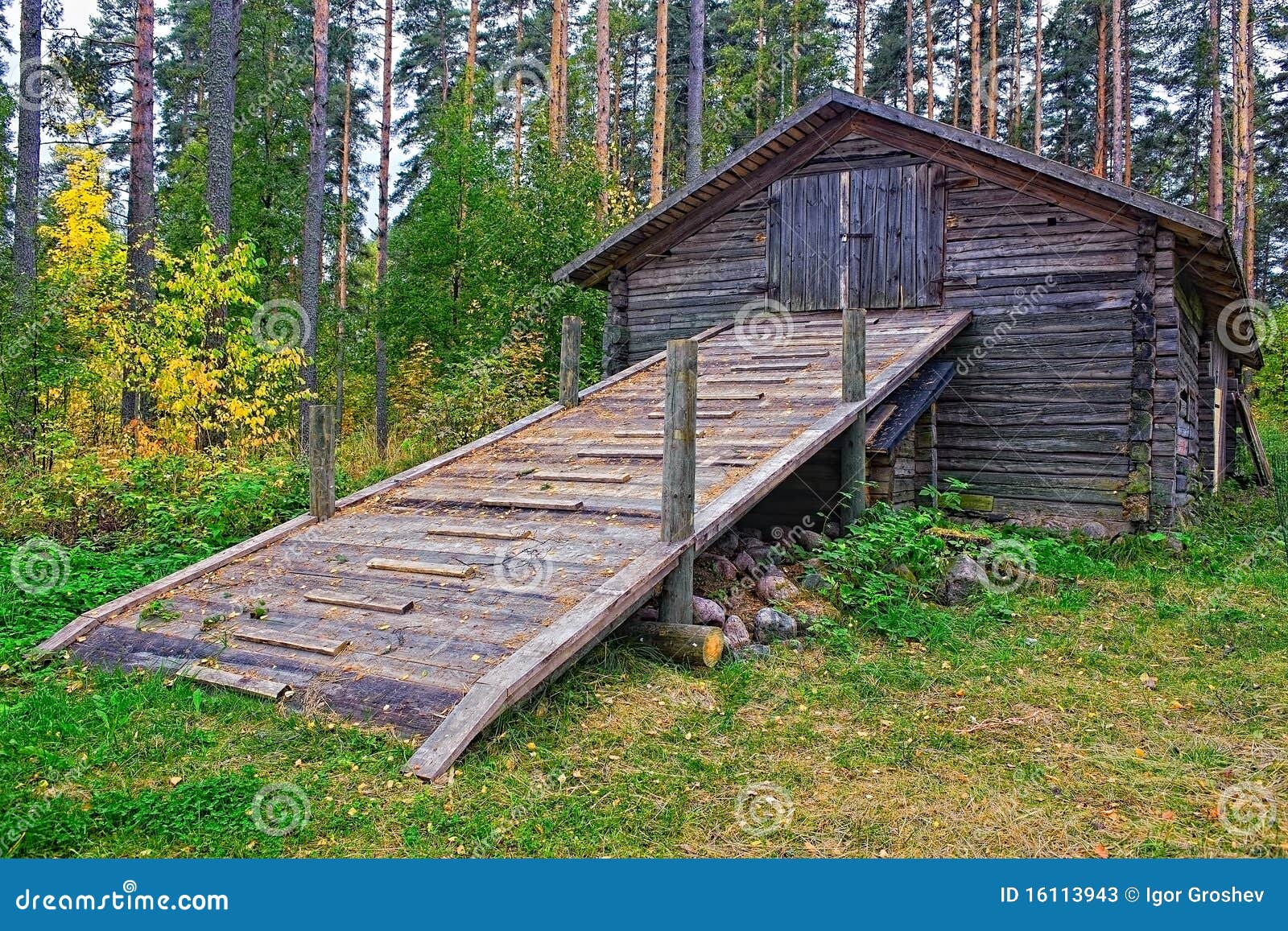Old Log Barn Stock Photos Image 16113943 | old log barn stock photos image 16113943 Old Log Barn Stock Photos Image 16113943 | old log barn stock photos image 16113943
