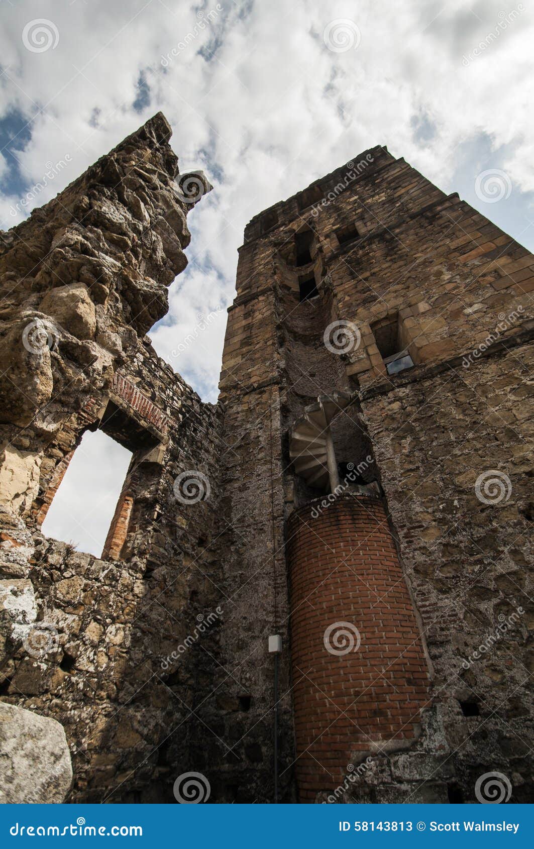 abandoned tower, panama viejo, travel