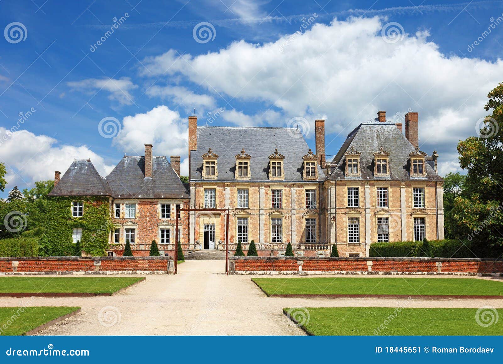 manor house luxury home mansion exterior french england wealth big country stone large english old property landscape uk houses