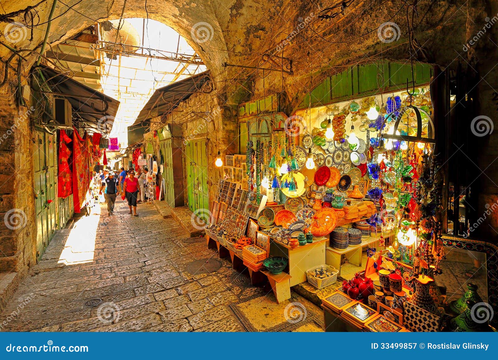 old-market-jerusalem-israel-august-covered-oriental-city-offering-variety-middle-east-traditional-products-33499857.jpg