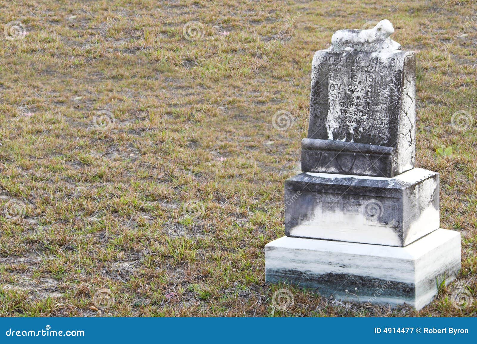 Old memorial headstone stock image. Image of discoloured 4914477