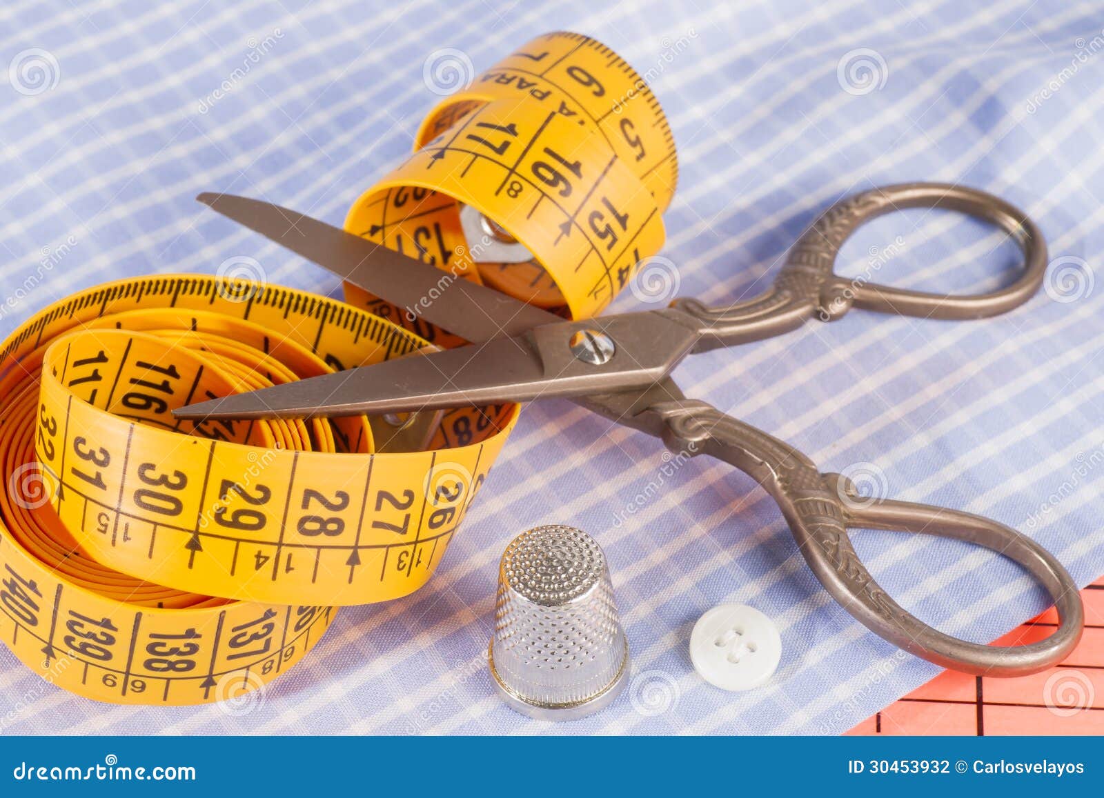 8,376 Tailor Tape Measure Stock Photos, High-Res Pictures, and Images -  Getty Images
