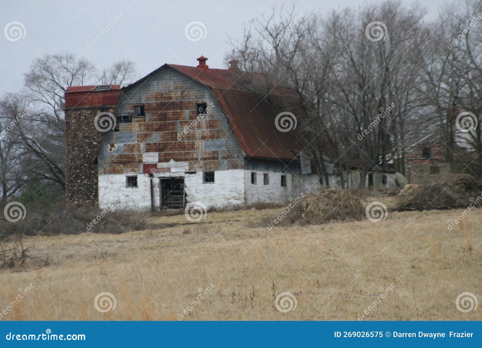 Old Missouri Barns 2023 IX stock image. Image of tree 269026575