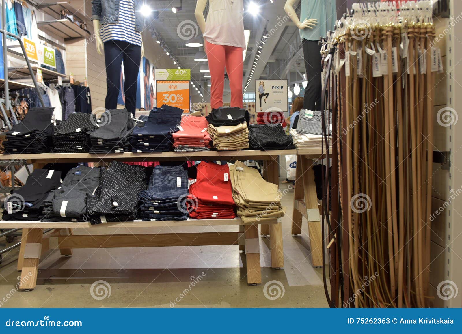 Old Navy shop editorial stock photo. Image of american - 75262363