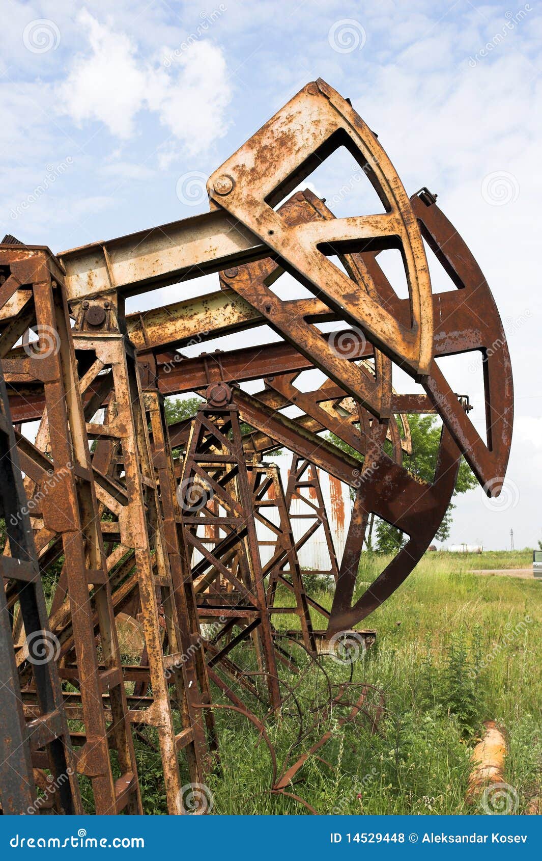 Old oil pump jack stock photo. Image of field, jack, exhaustion 14529448