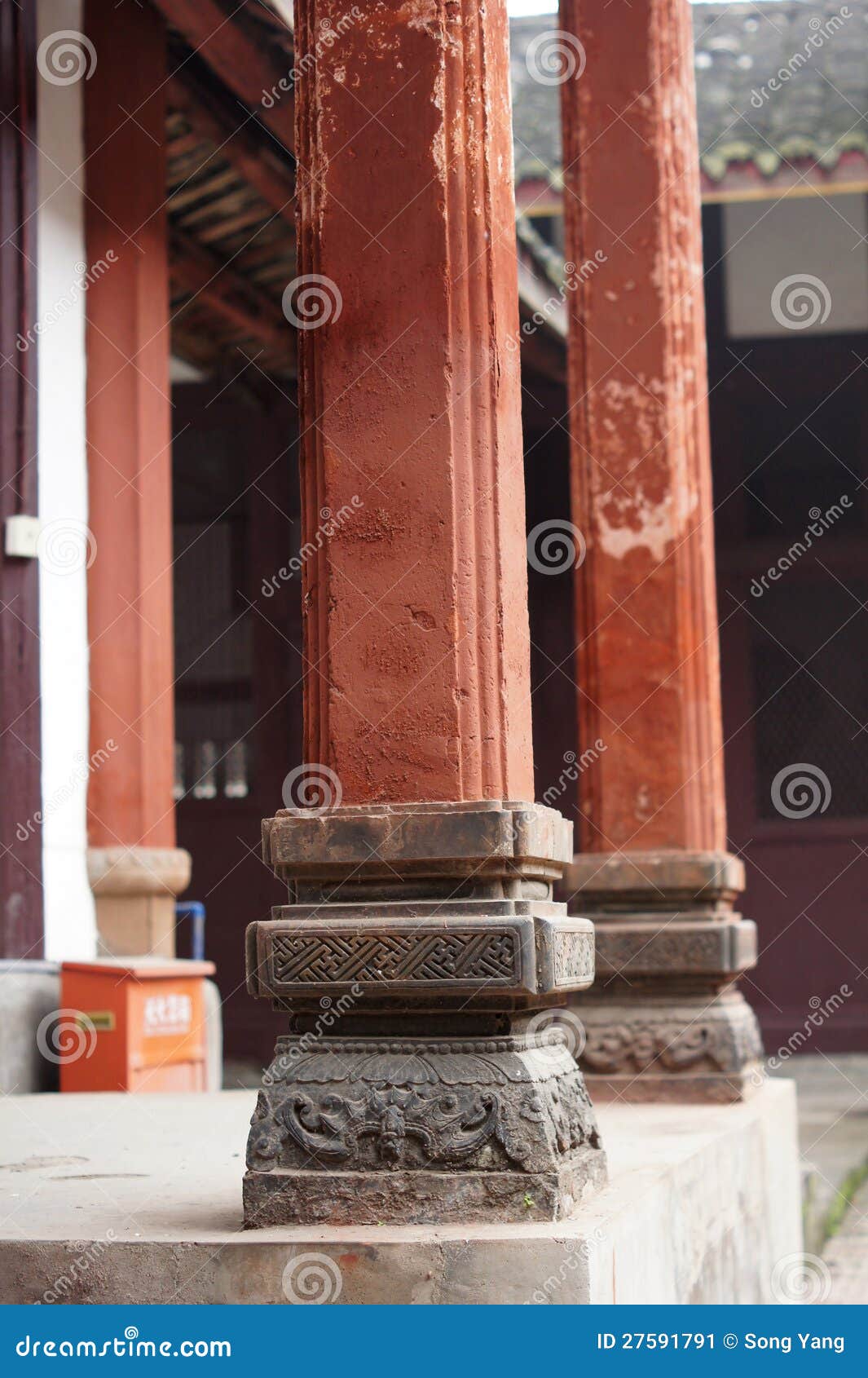 The Old Pillars of Chinese Style Stock Image Image of perspective
