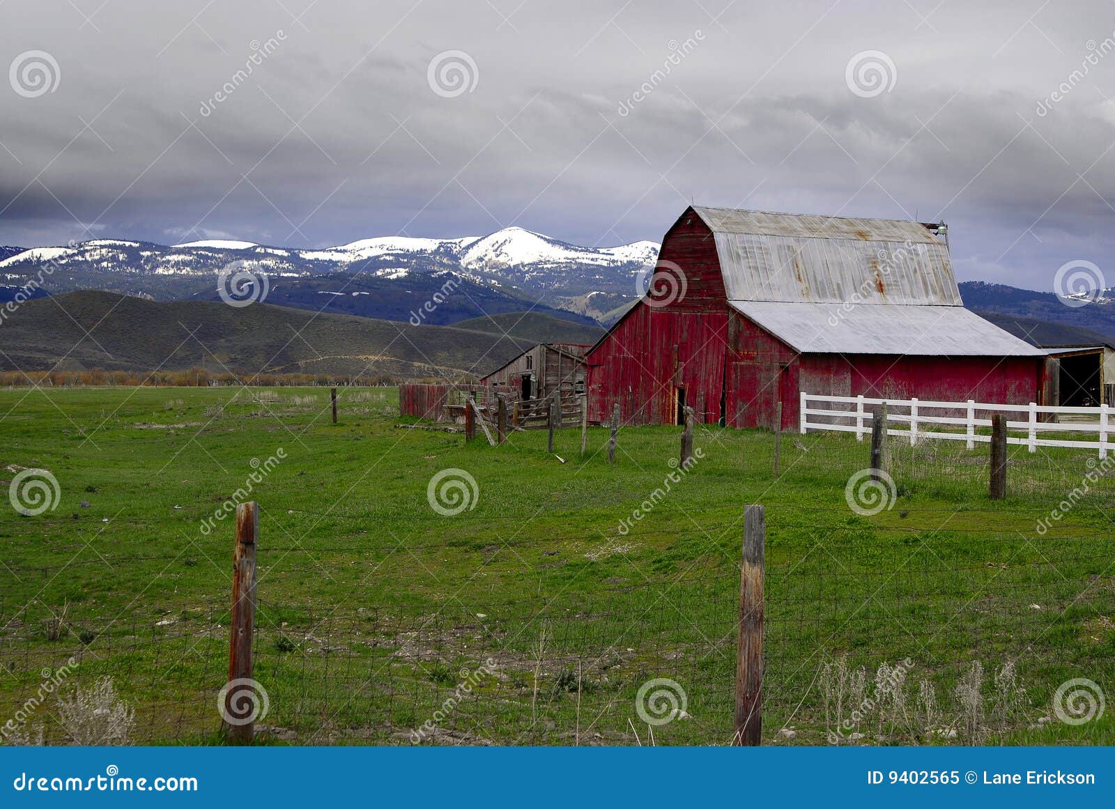 Old Red Barn And Mountains Royalty Free Stock Photo 