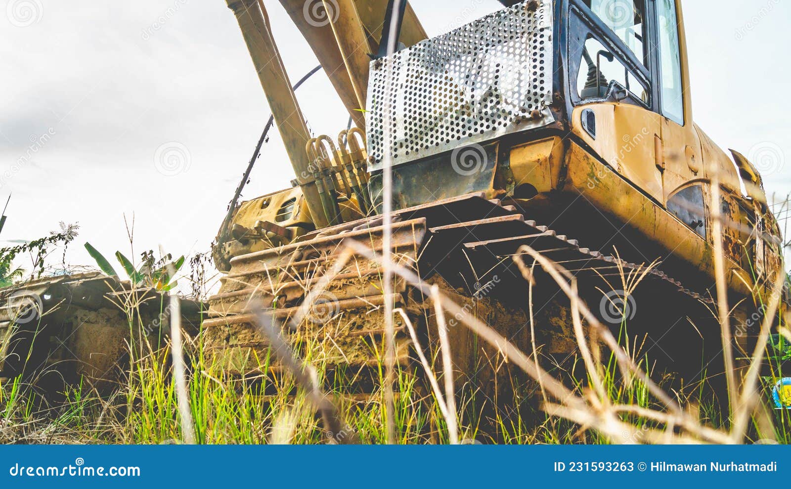 Old rusty excavator wreck stock image. Image of junk 231593263